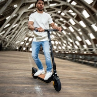 Pure Air 4 Pro Trottinette - Puissance 900W | Batterie 9.6Ah | Vitesse 15.5mph | Autonomie 25mi